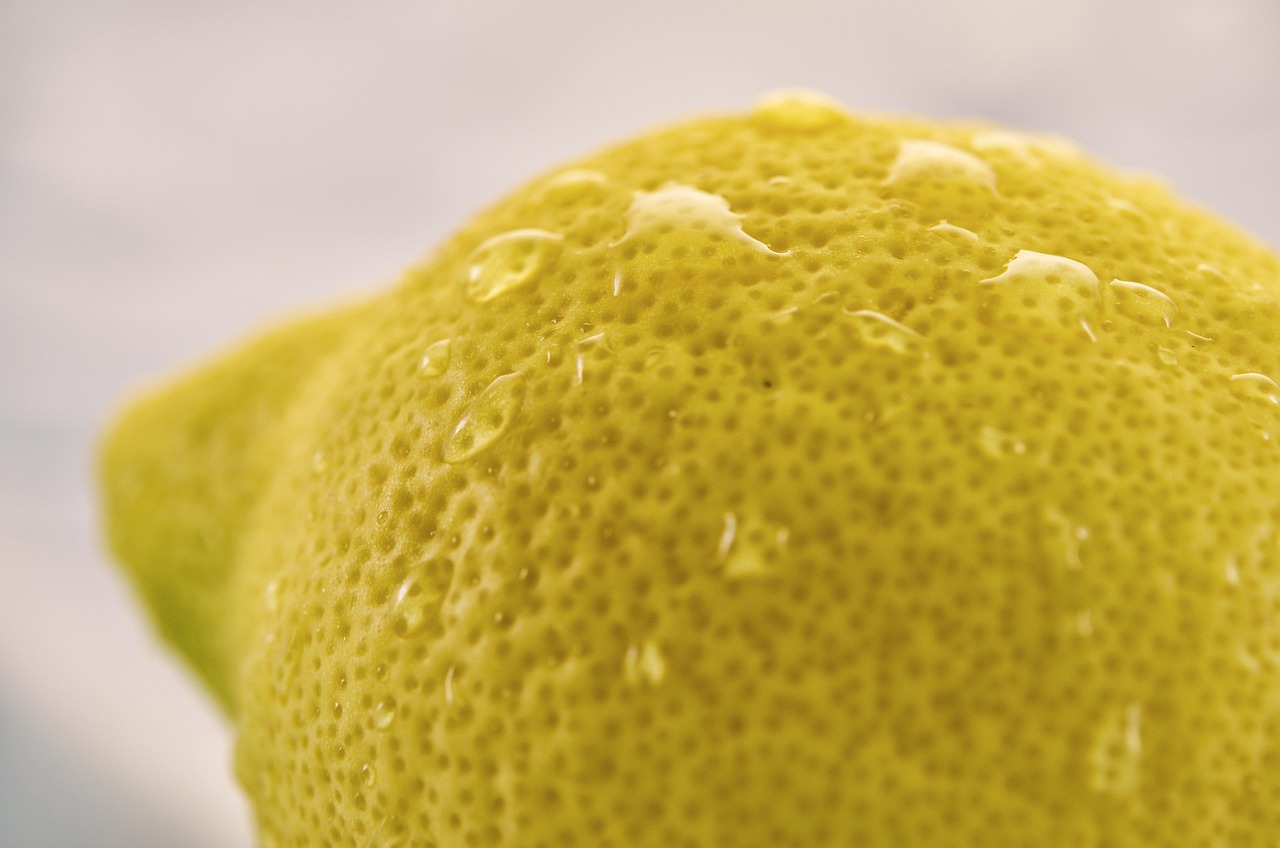 ビタミンCを豊富に含む食べ物は何ですか？