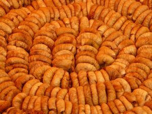 ドライフルーツの無添加国産商品はどこで購入できる？