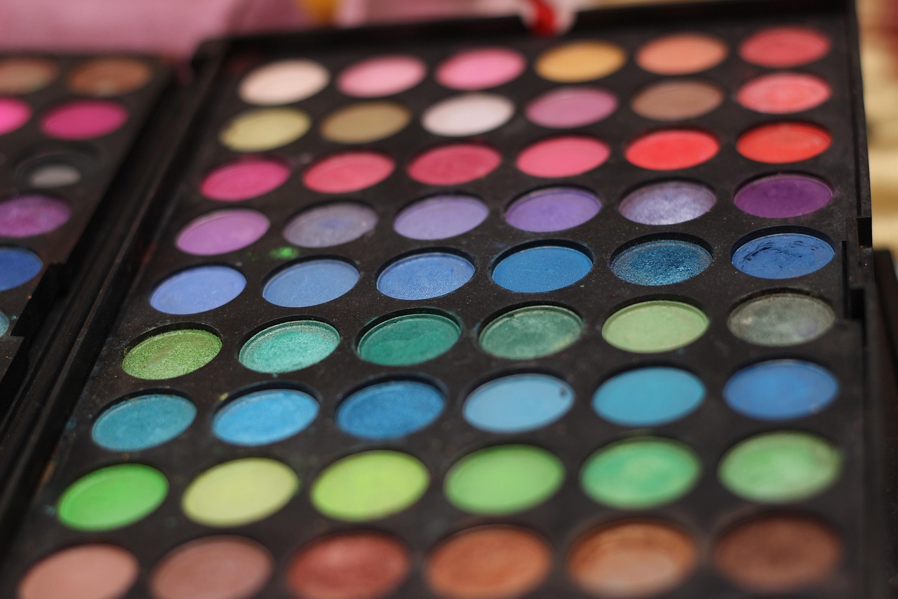 Oisixのミールキットで簡単に作れる2人前のレシピは？